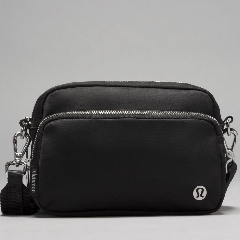 lululemon athletica everywhere, Crossbody bag